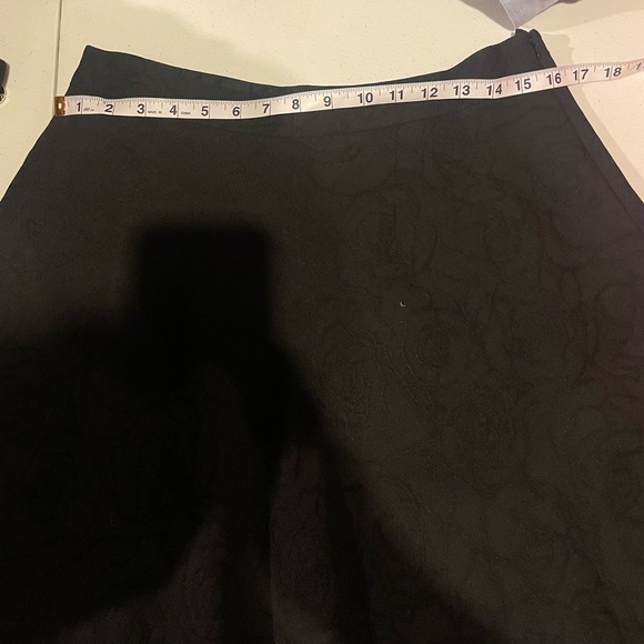 Brooks Brothers black rose A-line skirt size 8 - Picture 7 of 9